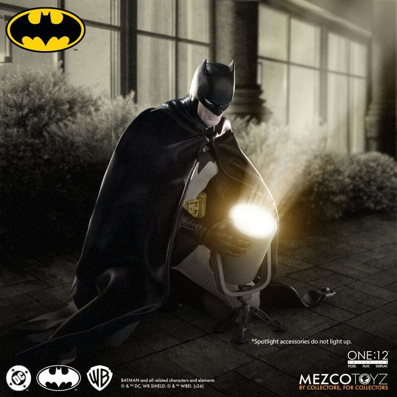 *PRE ORDER* MEZCO ONE:12 COLLECTIVE Batman: Year One (ETA OCTOBER)