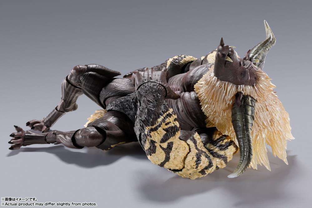 Monster Hunter SH MonsterArts Action Figure Furious Rajang
