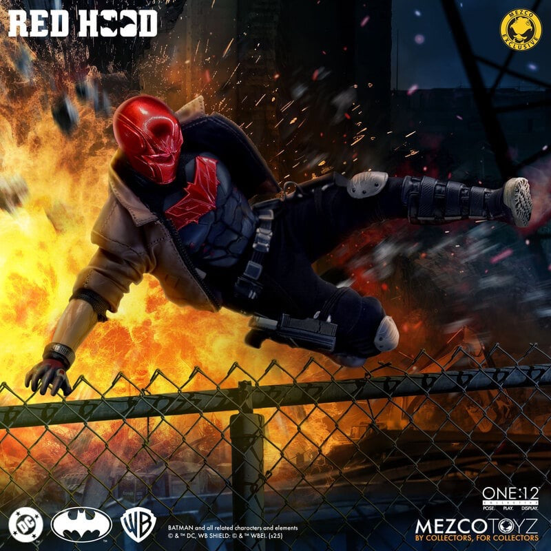 *PRE ORDER* MEZCO ONE:12 COLLECTIVE Red Hood (ETA APRIL)