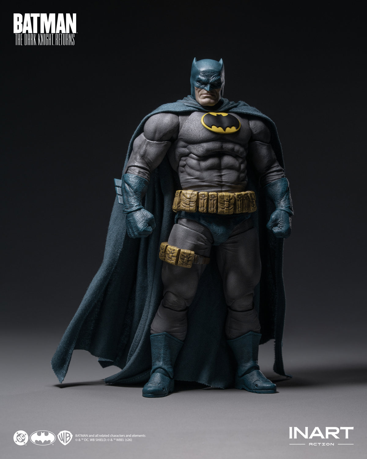 INART Action - DC Universe Action Figure Batman: The Dark Knight Returns - Batman (Blue Suit)