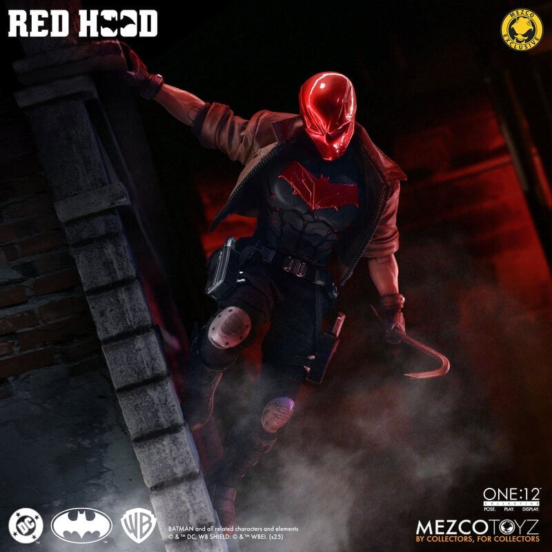 *PRE ORDER* MEZCO ONE:12 COLLECTIVE Red Hood (ETA APRIL)