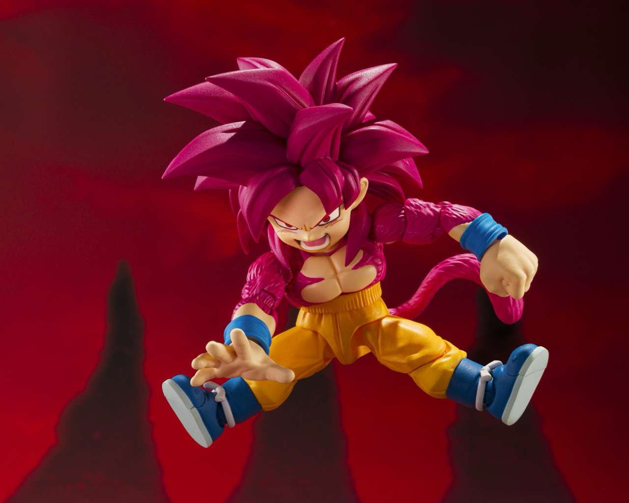 DRAGONBALL DAIMA SH FIGUARTS MINI SUPER SAIYAN 4 GOKU