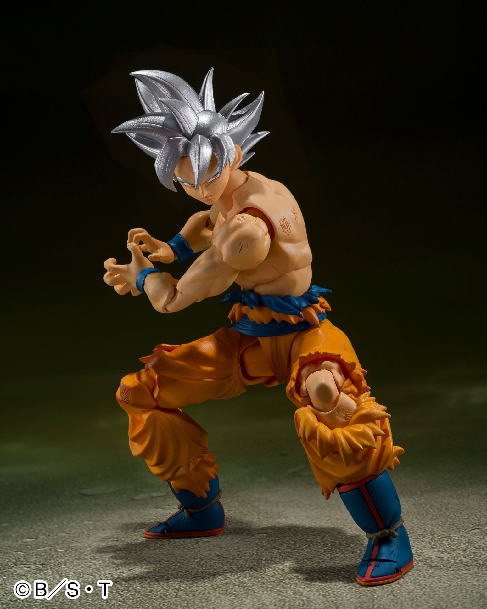 Dragon Ball Super SH Figuarts Action Figure Son Goku Ultra Instinct Toyotarou Edition