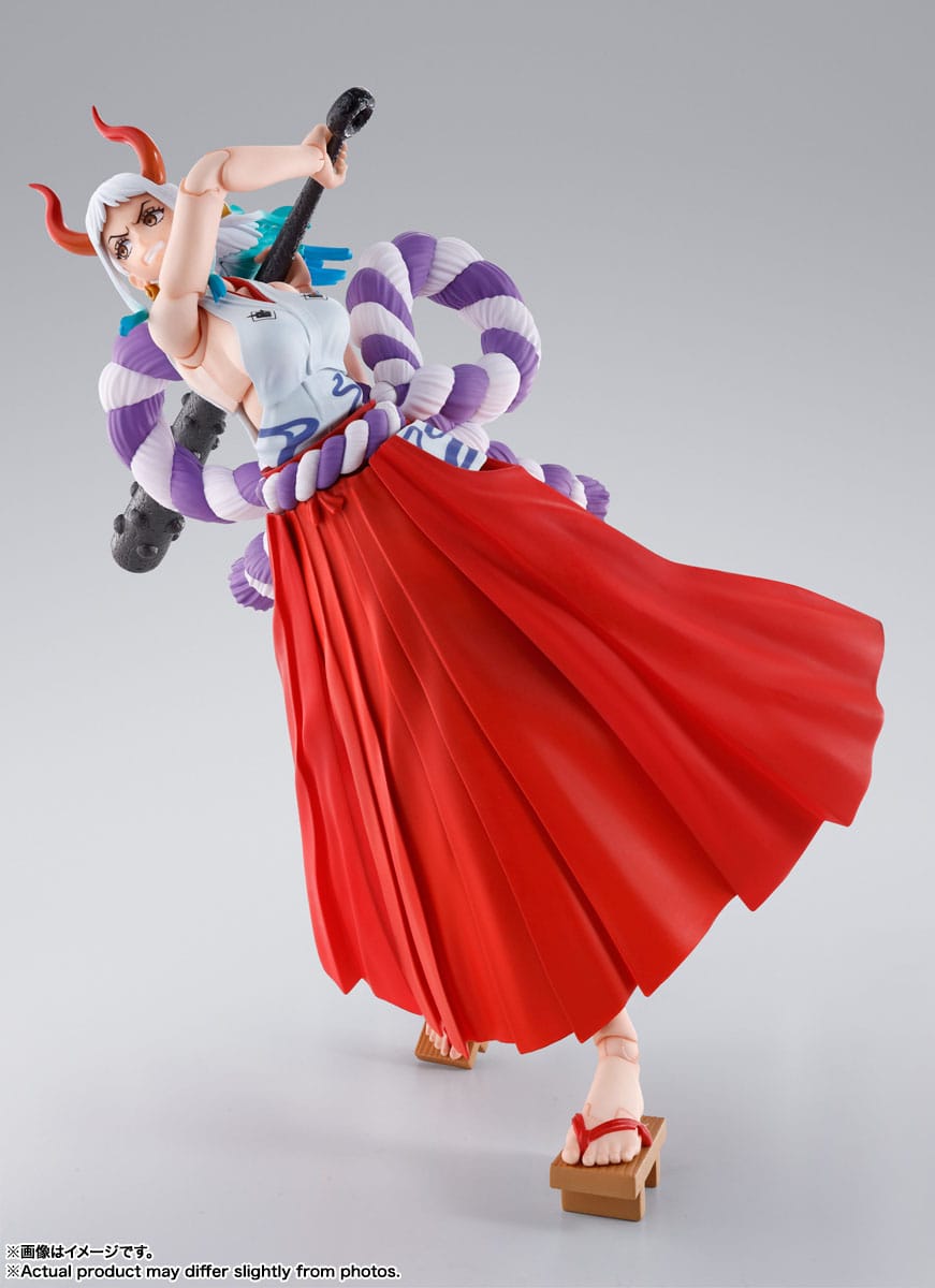 One Piece SH Figuarts Action Figure Yamato