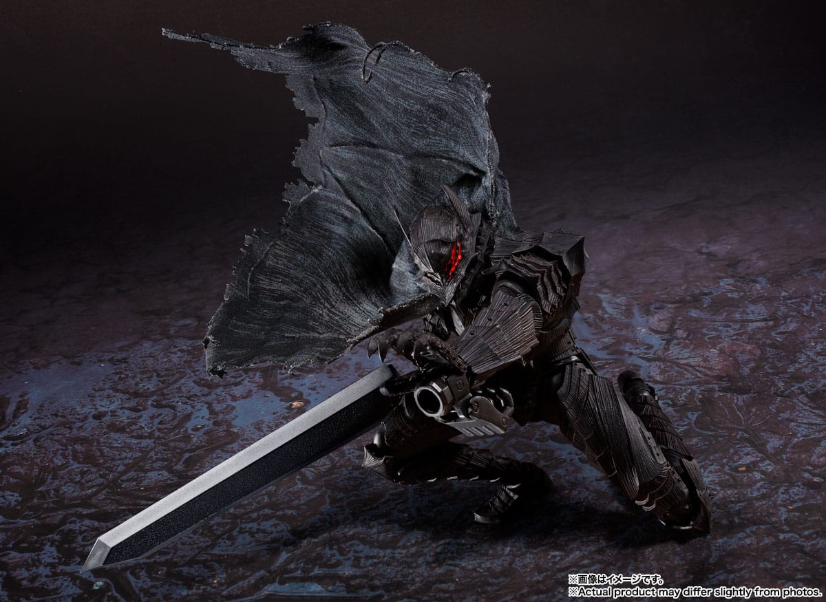 Berserk SH Figuarts Action Figure Guts Berserker Armor - Heat of Passion