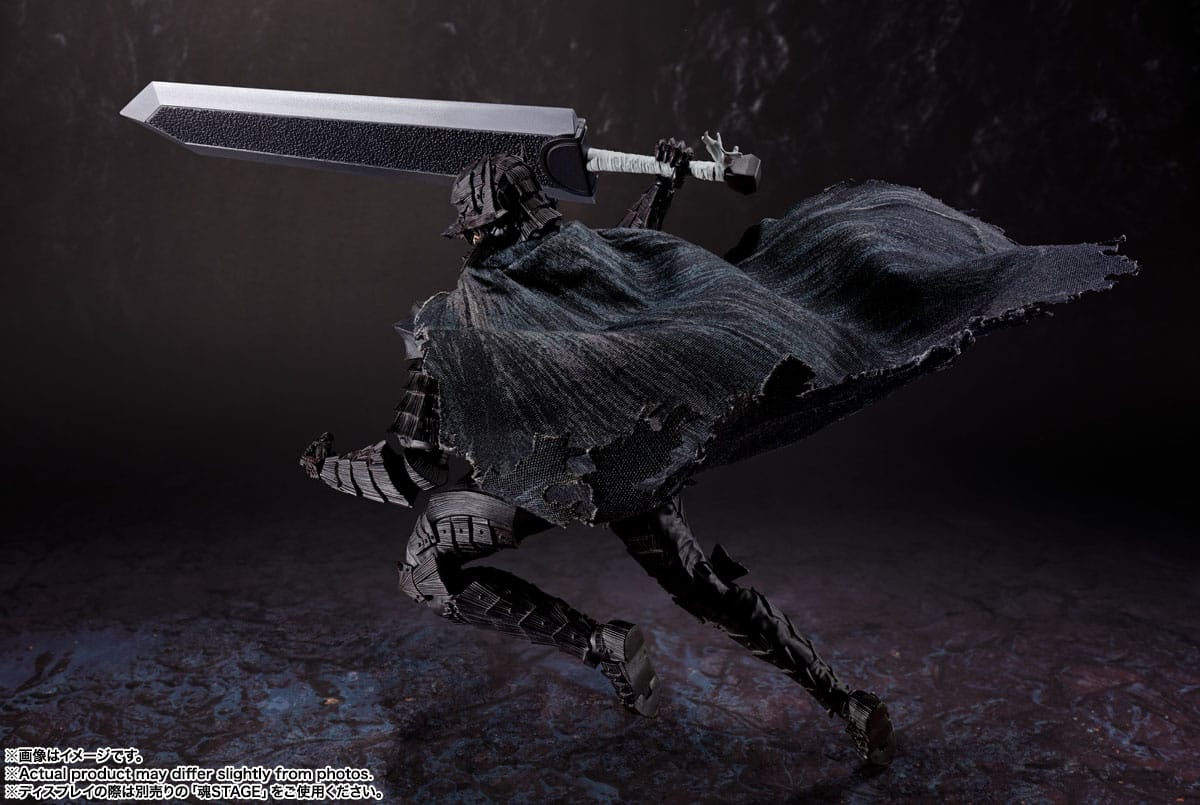 Berserk SH Figuarts Action Figure Guts Berserker Armor - Heat of Passion
