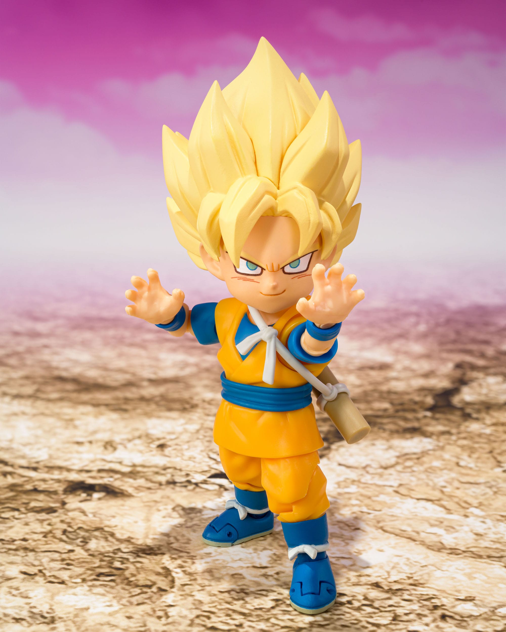 DRAGONBALL DAIMA SH FIGUARTS MINI SUPER SAIYAN GOKU