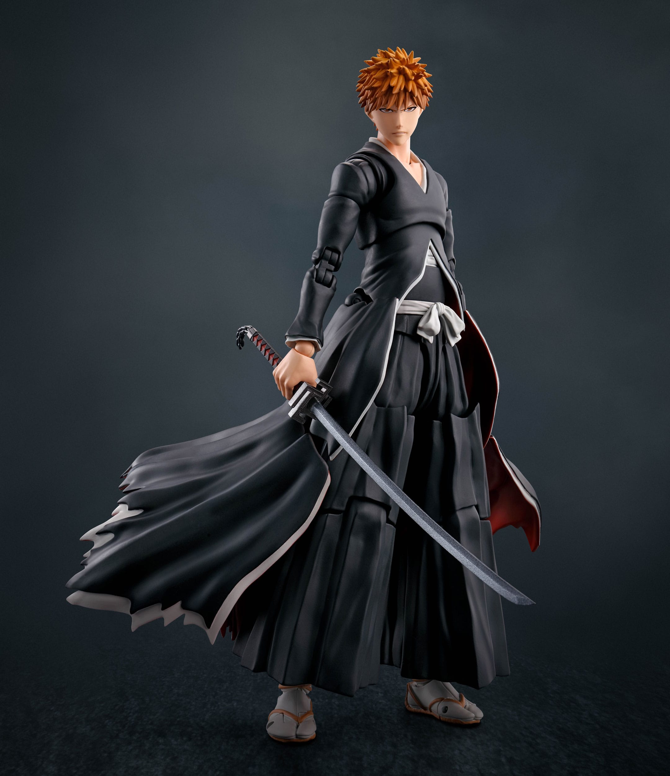 Bleach SH Figuarts Action Figure Ichigo Kurosaki Getsugatensho