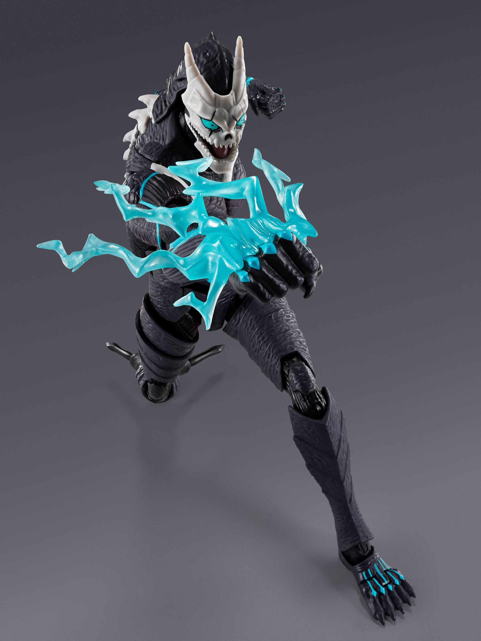 Kaiju No. 8 SH Figuarts Action Figure Kafka Hibino