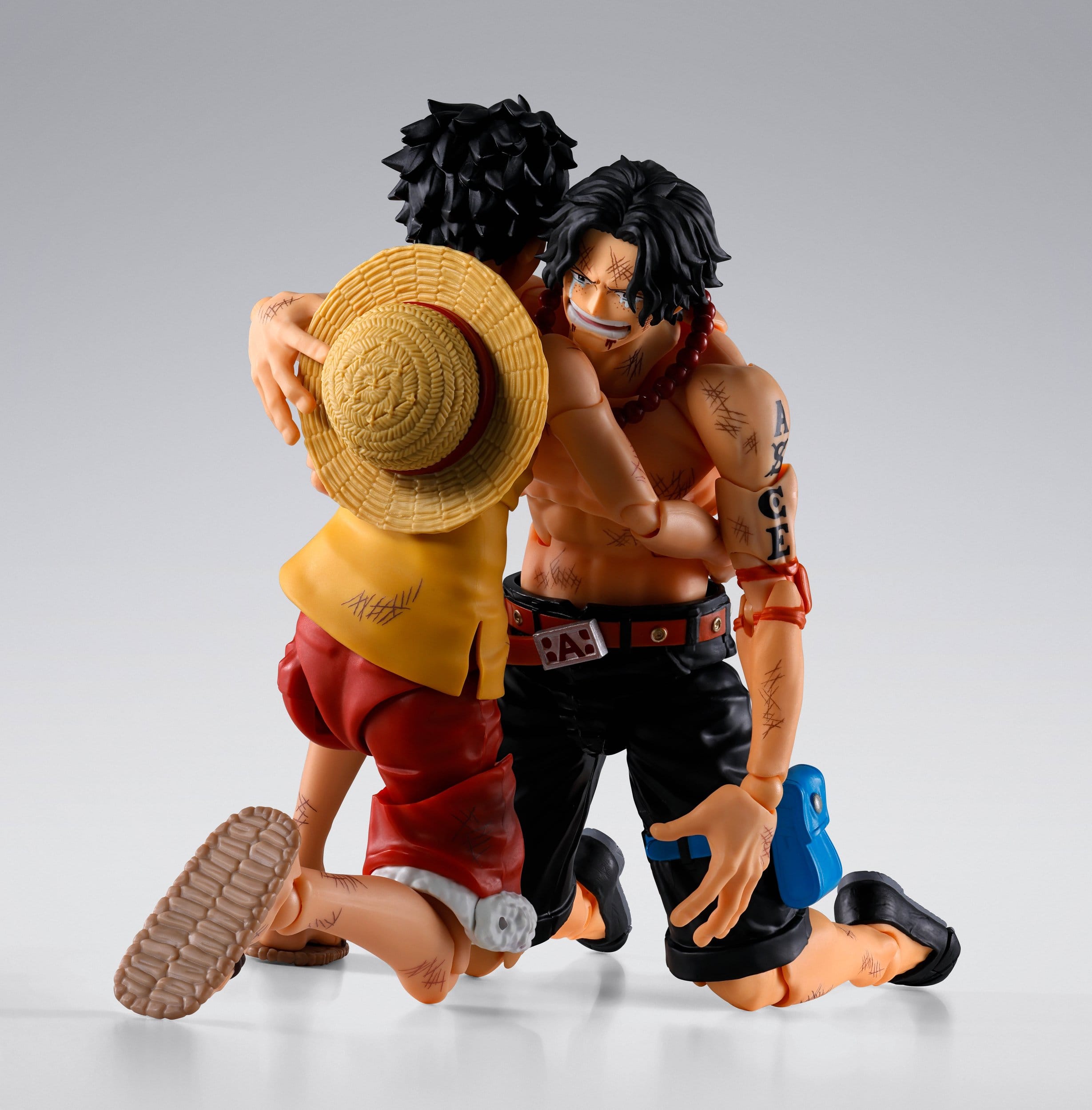 One Piece SH Figuarts Action Figure Portgas D. Ace - Marineford