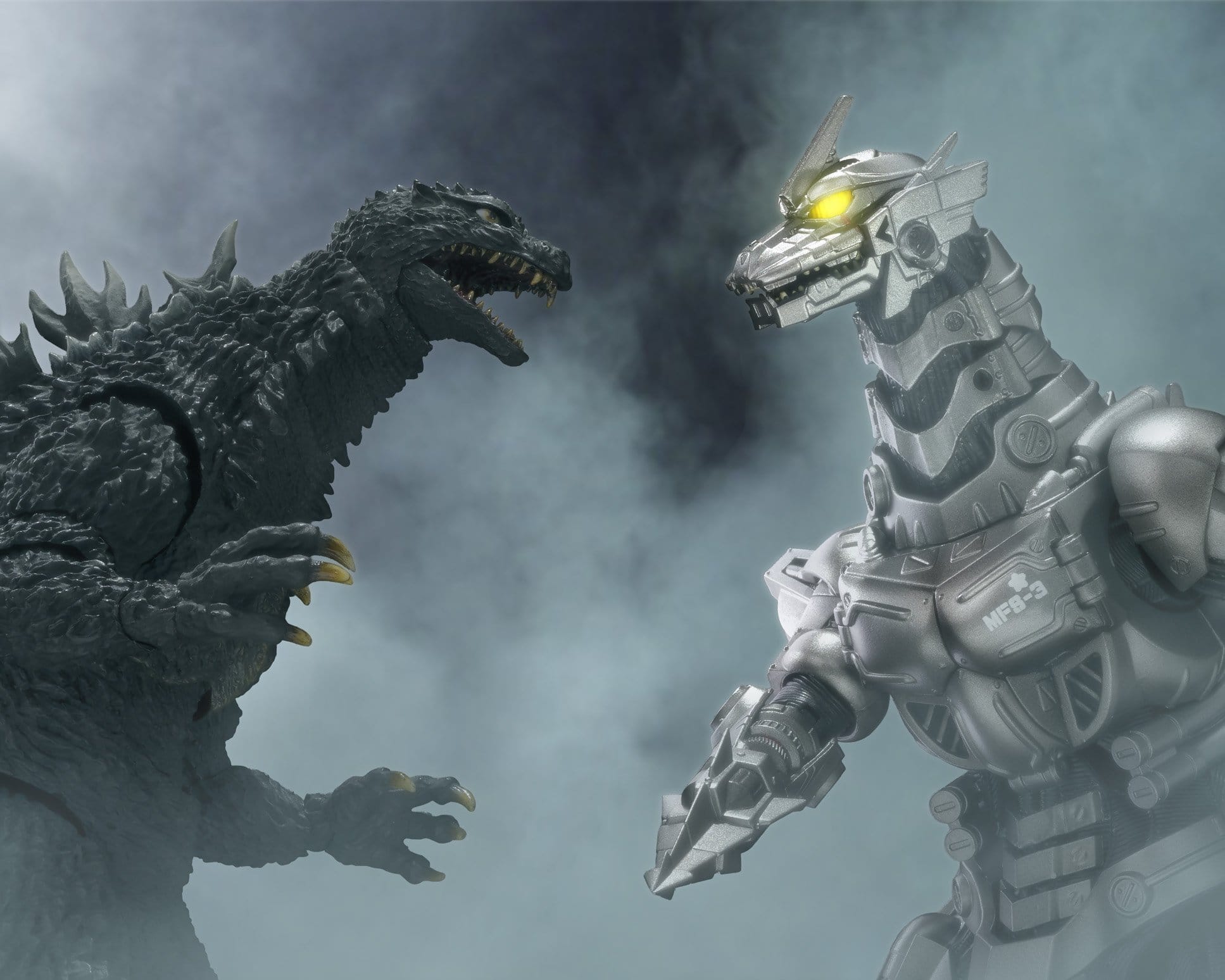 Godzilla: Tokyo S.O.S. S.H.MonsterArts Diecast Action Figure Kiryu (Heavily Armed Type / High Mobility Type) "Tokyo SOS" Movie Graphic Plus