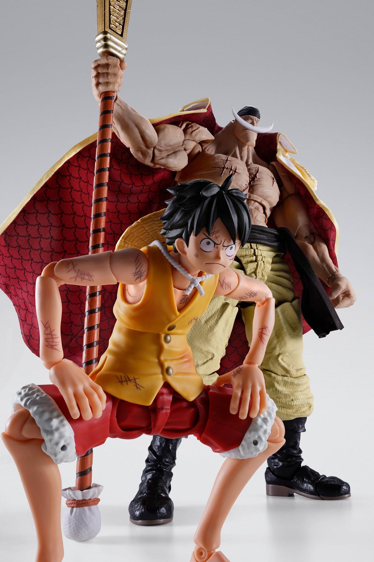 One Piece SH Figuarts Action Figure Edward Newgate - Marineford