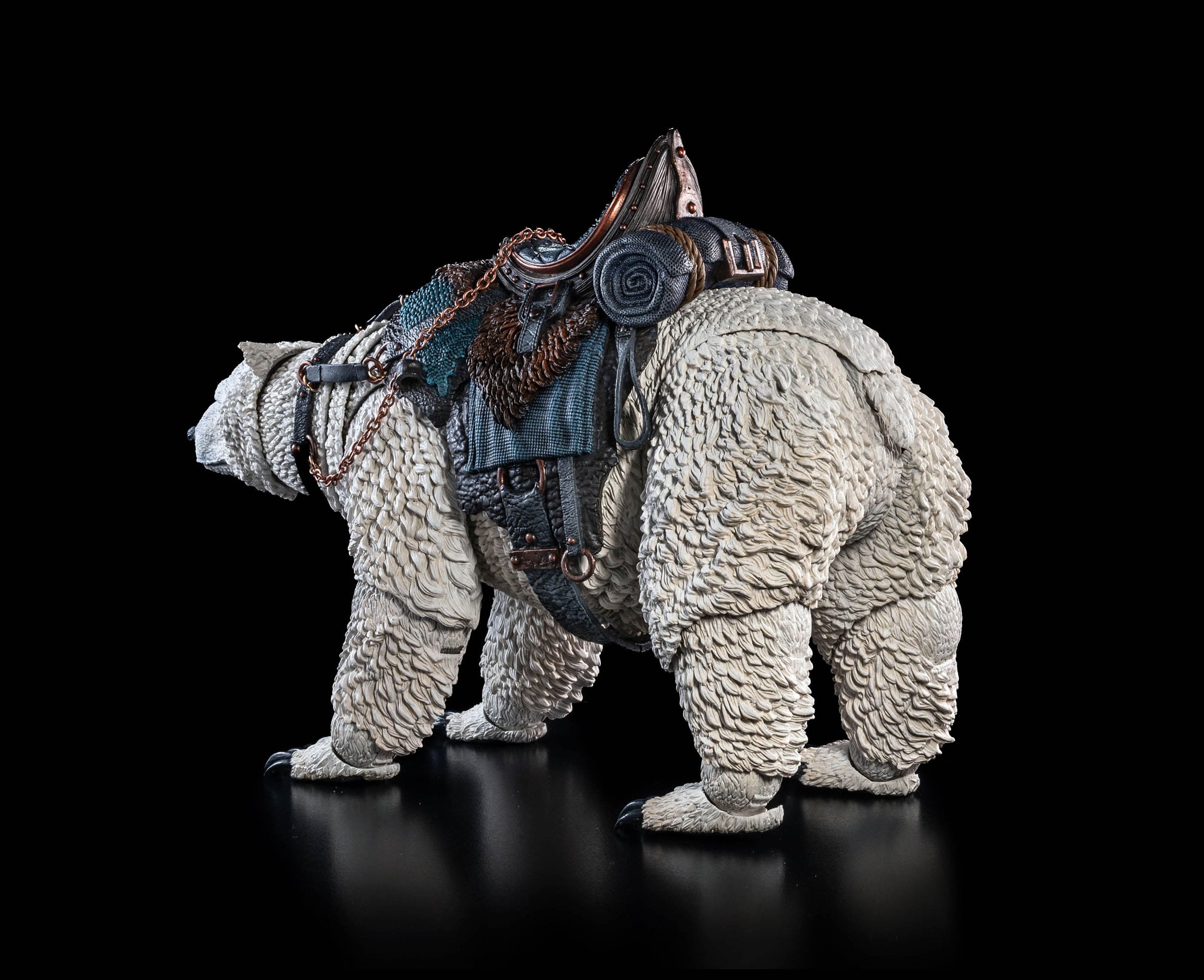 *PRE ORDER* Mythic Legions Horror of Einsamall Actionfigur Isbjorn Polar Bear Mount (ETA AUGUST)