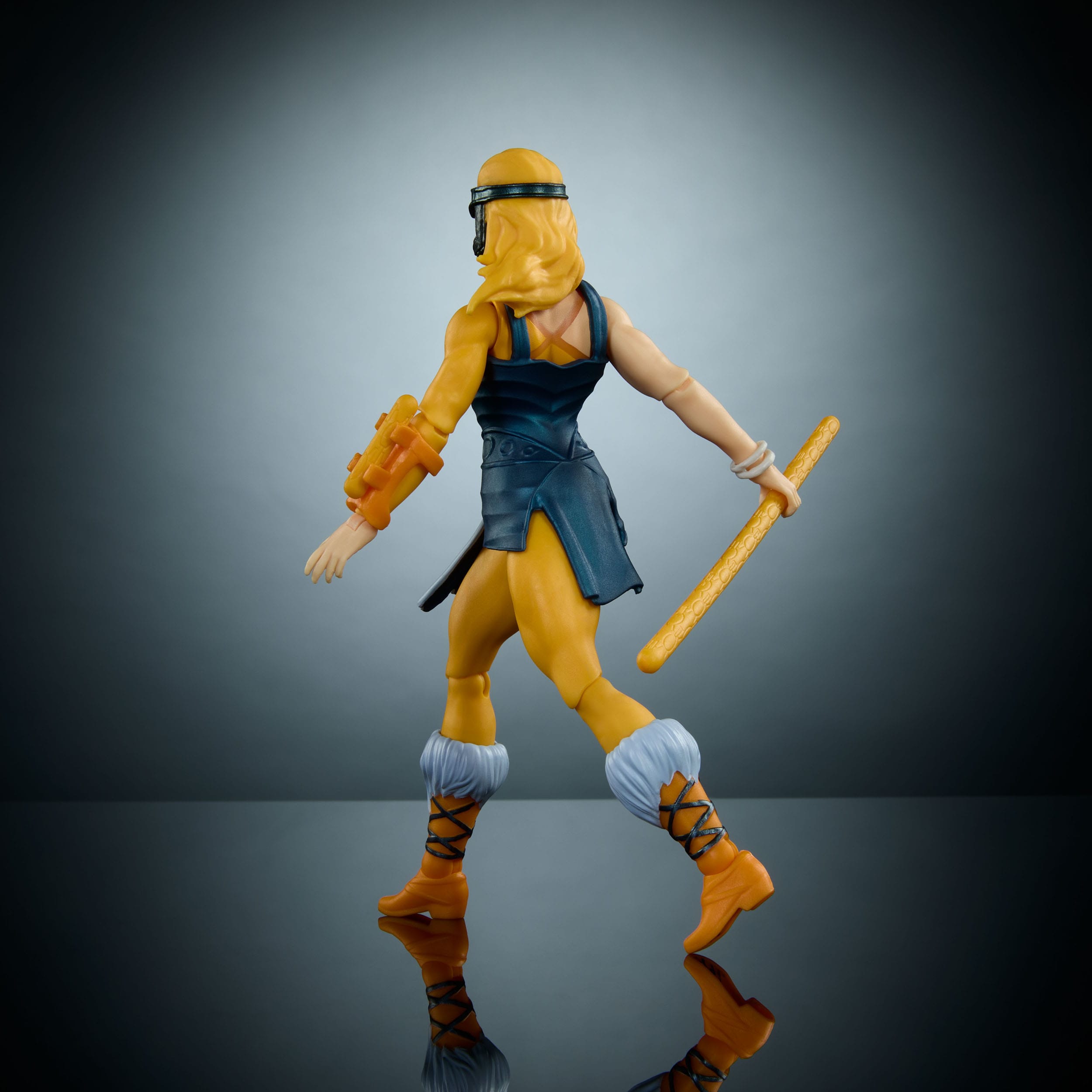 Masters of the Universe x ThunderCats Deluxe Action Figure Cheetara