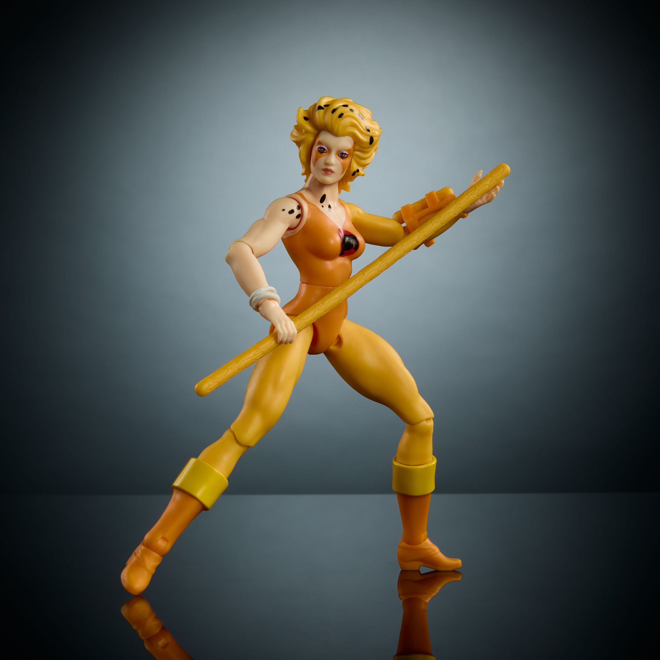 Masters of the Universe x ThunderCats Deluxe Action Figure Cheetara