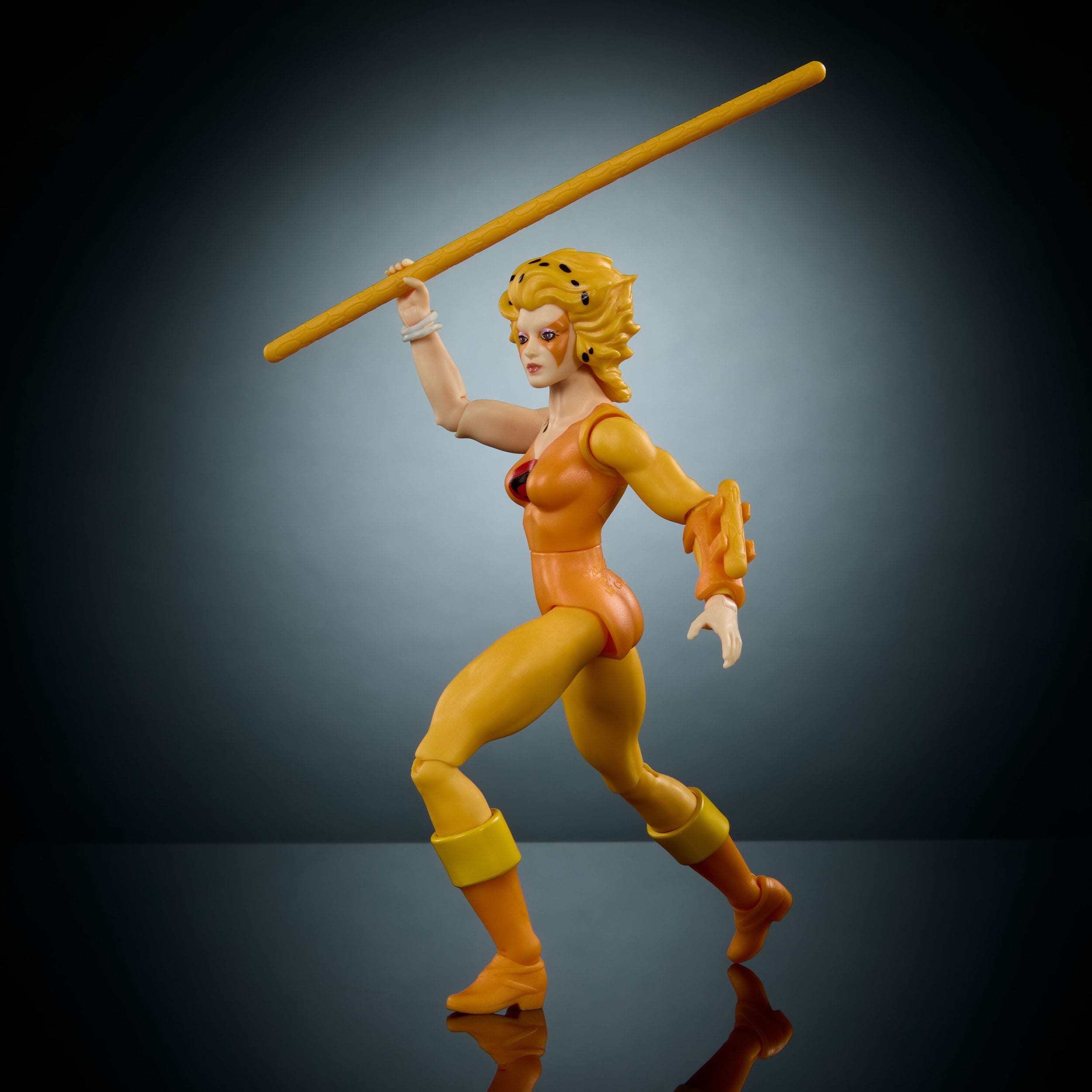 Masters of the Universe x ThunderCats Deluxe Action Figure Cheetara