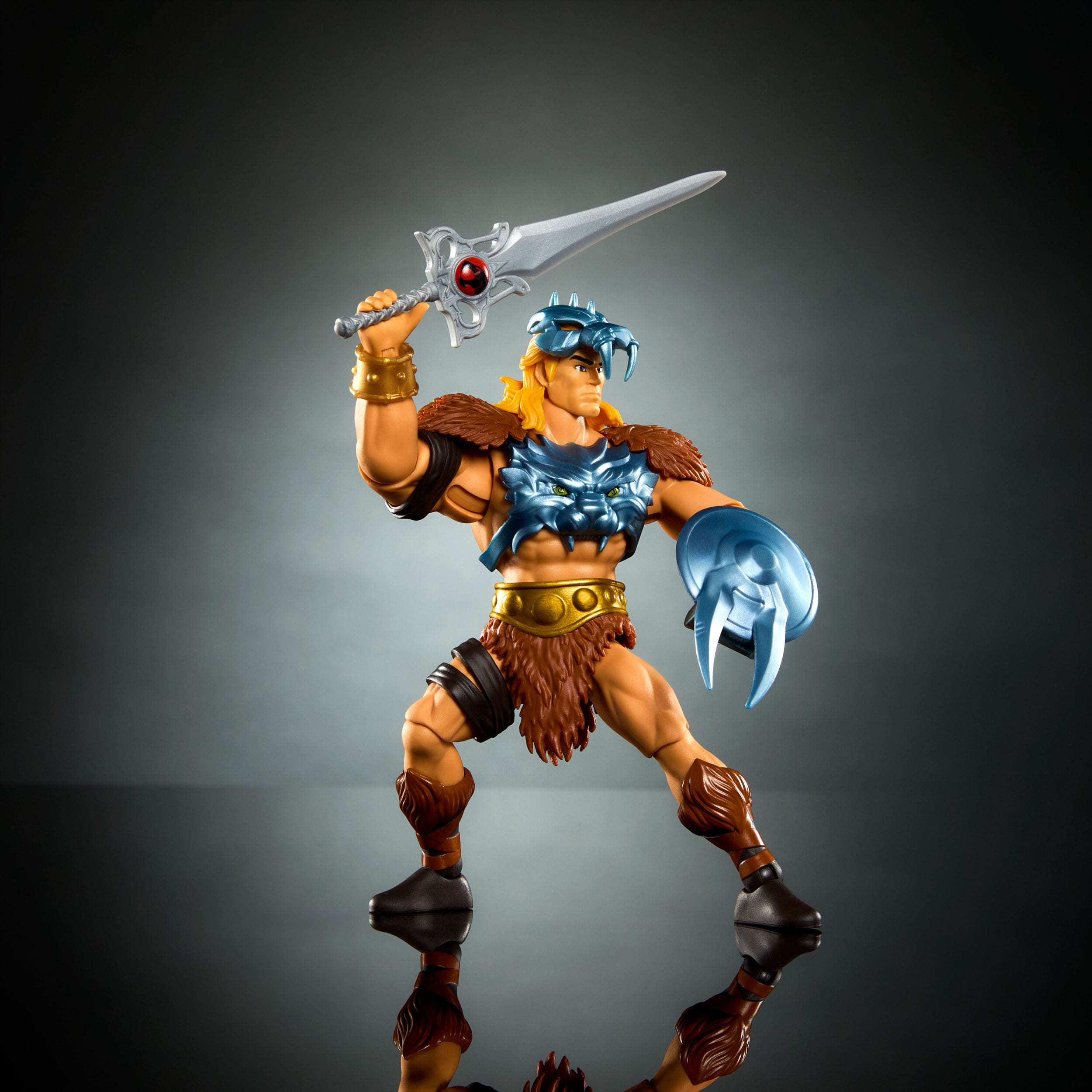Masters of the Universe x ThunderCats Deluxe Action Figure He-Man