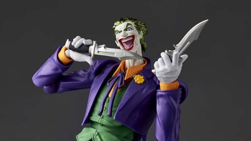 DC Comics Amazing Yamaguchi Revoltech The Joker Ver. 1.5 Action Figure