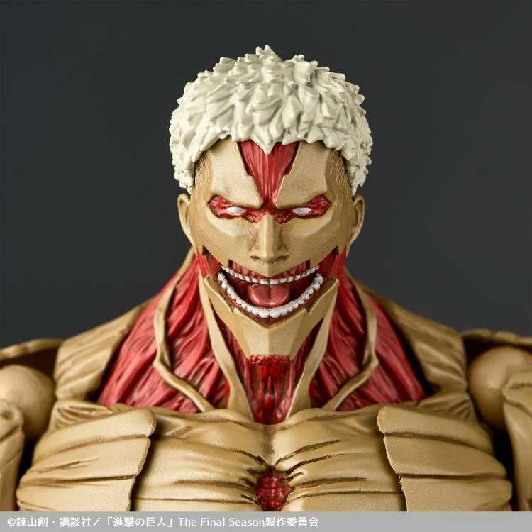 *PRE ORDER* Attack on Titan Amazing Yamaguchi Revoltech NR069 Armored Titan (Reiner Braun) Action Figure Rerun (ETA JUNE)