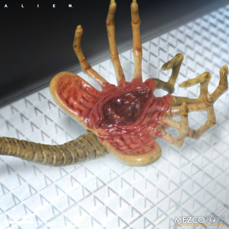 MEZCO ONE:12 COLLECTIVE Alien