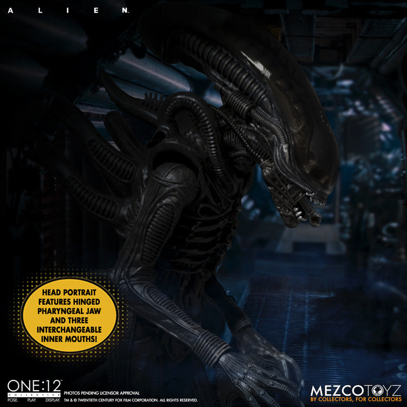MEZCO ONE:12 COLLECTIVE Alien