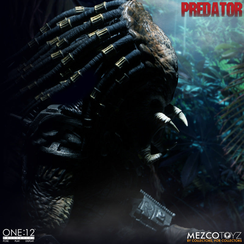 MEZCO ONE:12 COLLECTIVE Predator - Deluxe Edition