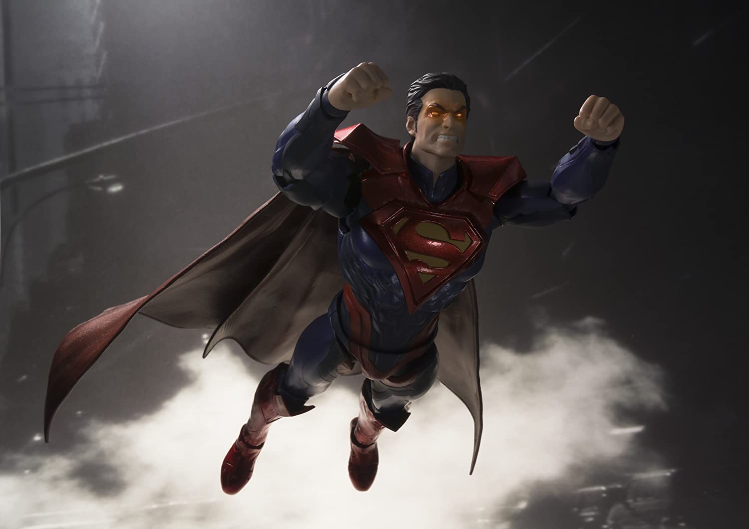 Injustice SH Figuarts Superman