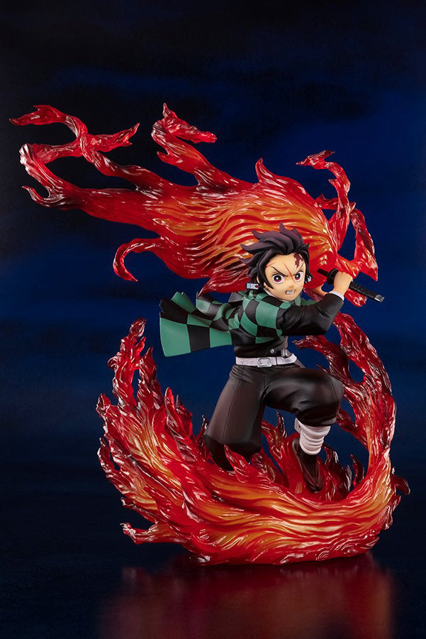Demon Slayer: Kimetsu no Yaiba SH Figuarts ZERO Kamado Tanjiro Hinokami Kagura