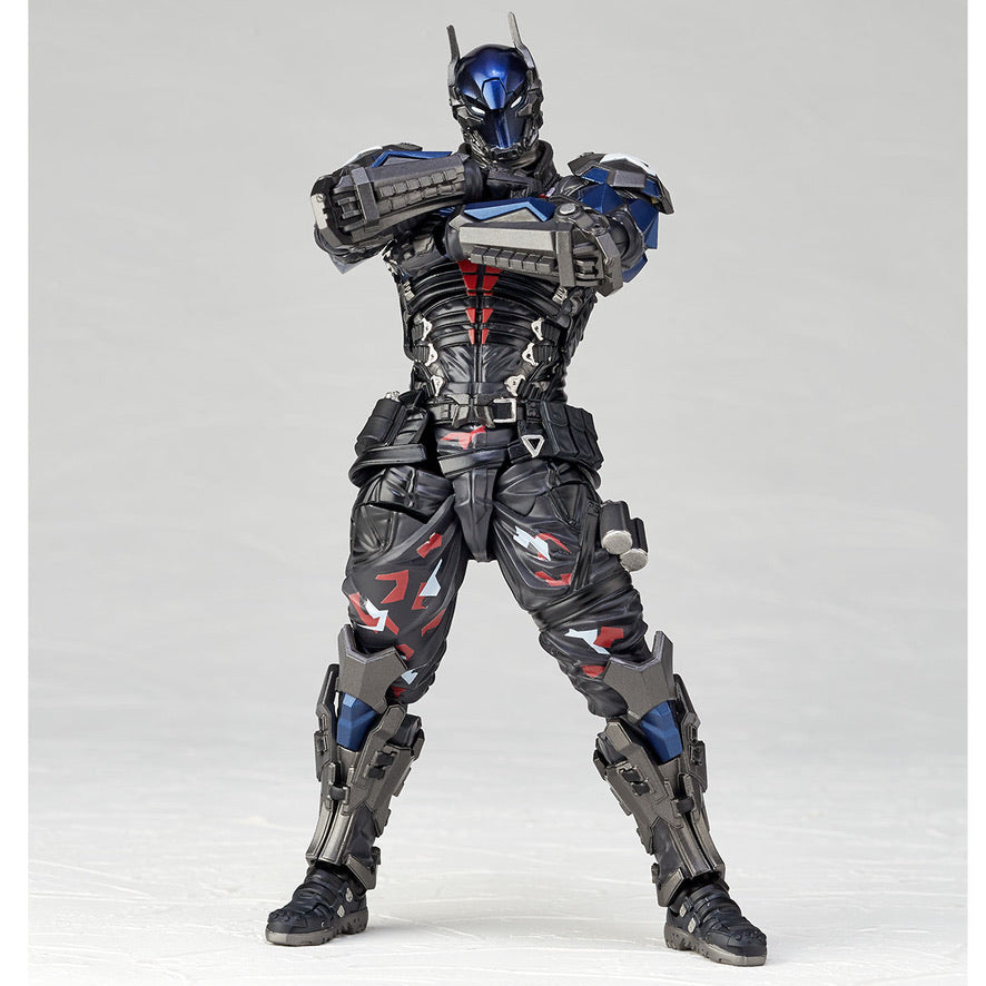Batman: Arkham Knight Amazing Yamaguchi Revoltech No.24 Arkham Knight