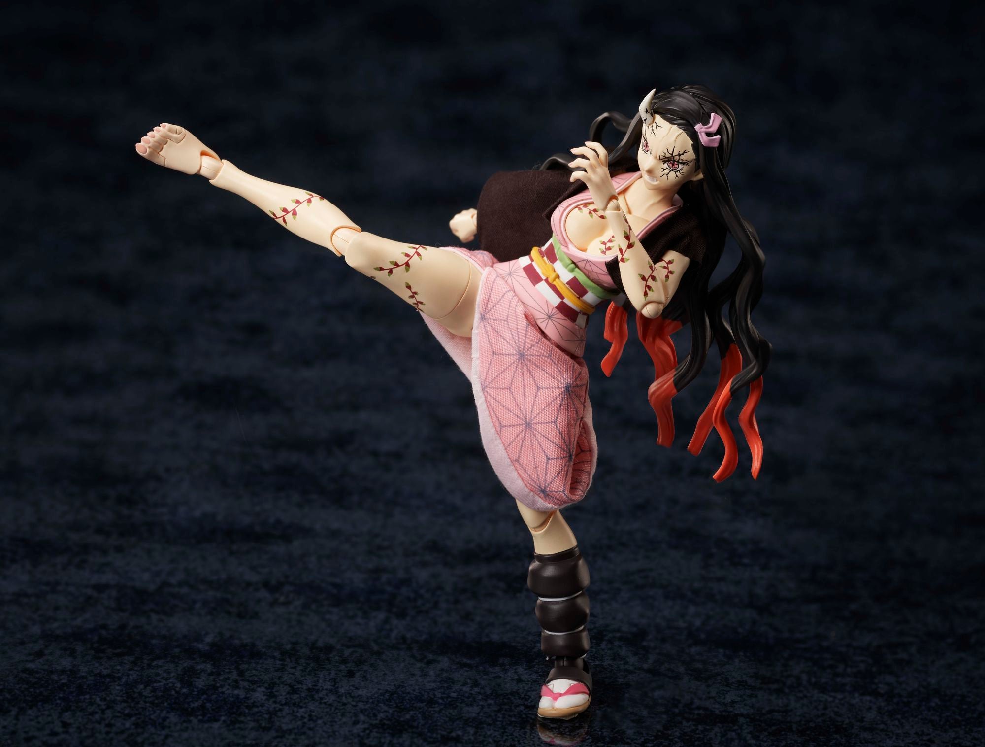 Demon Slayer: Kimetsu no Yaiba BUZZmod Action Figure 1/12 Nezuko Kamado Demon Advancing Ver.