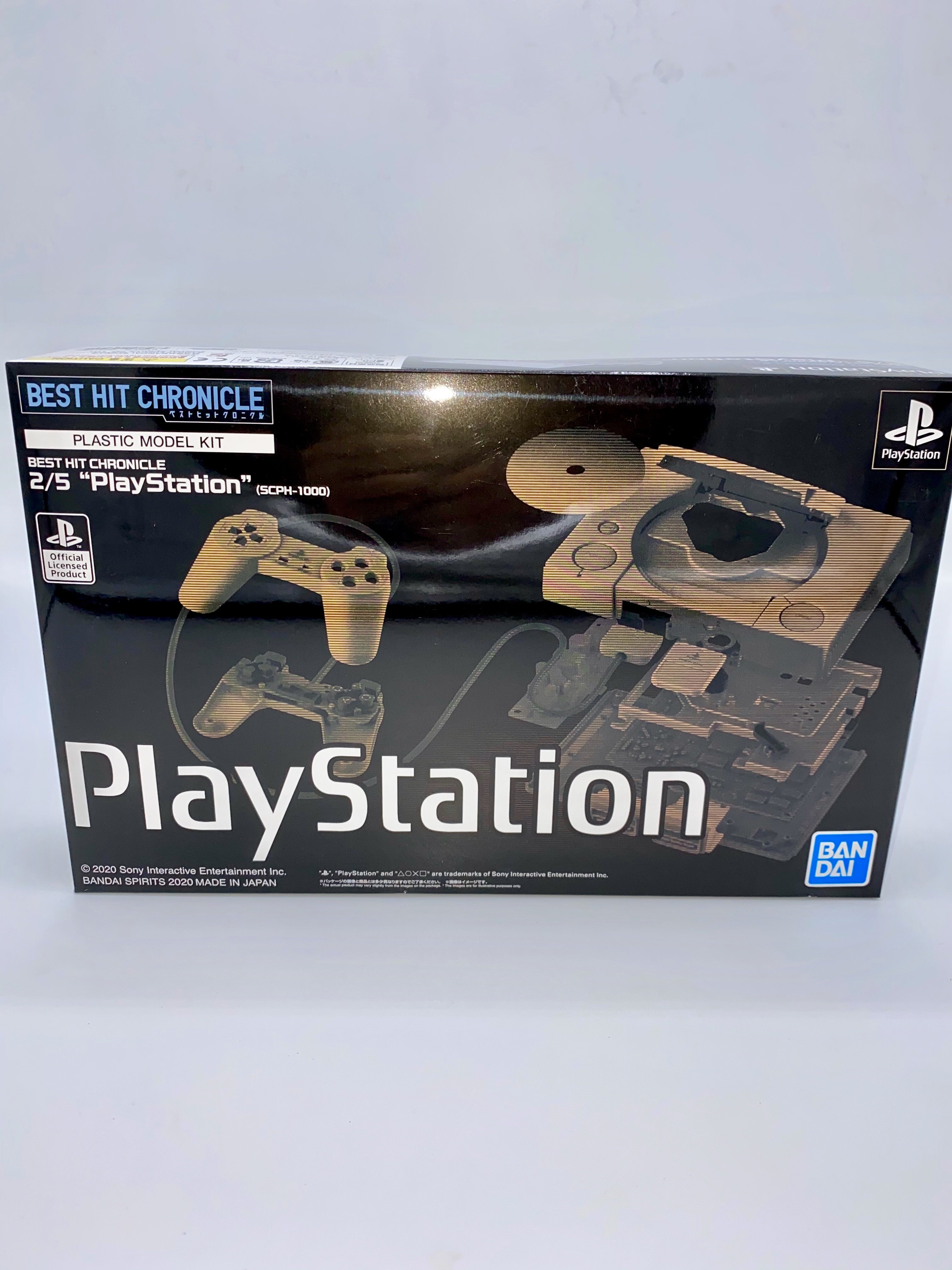 BANDAI Model Kit 2/5 PLAYSTATION (SCPH-1000)
