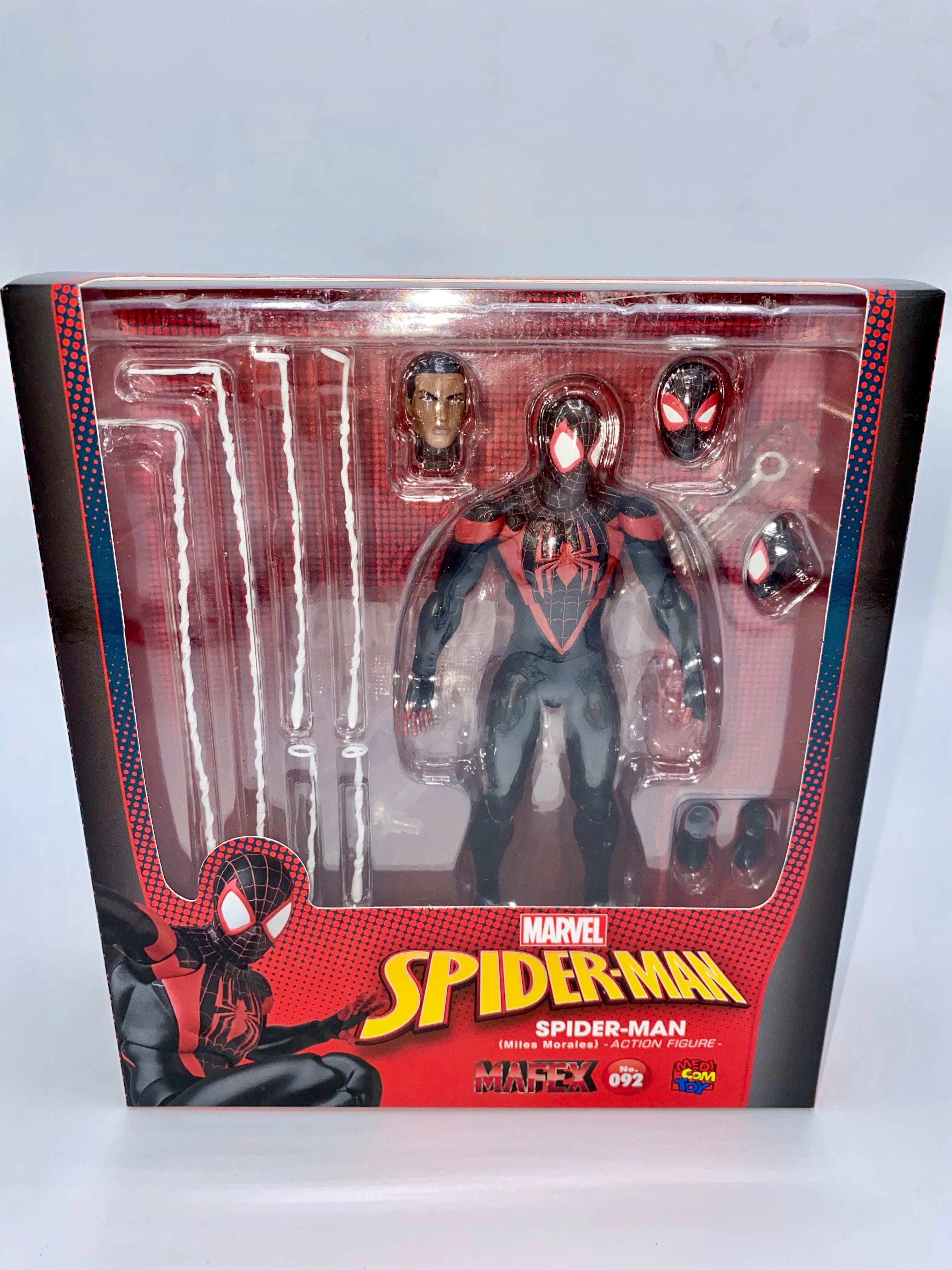 Marvel MAFEX Spider-Man (Miles Morales) Adult