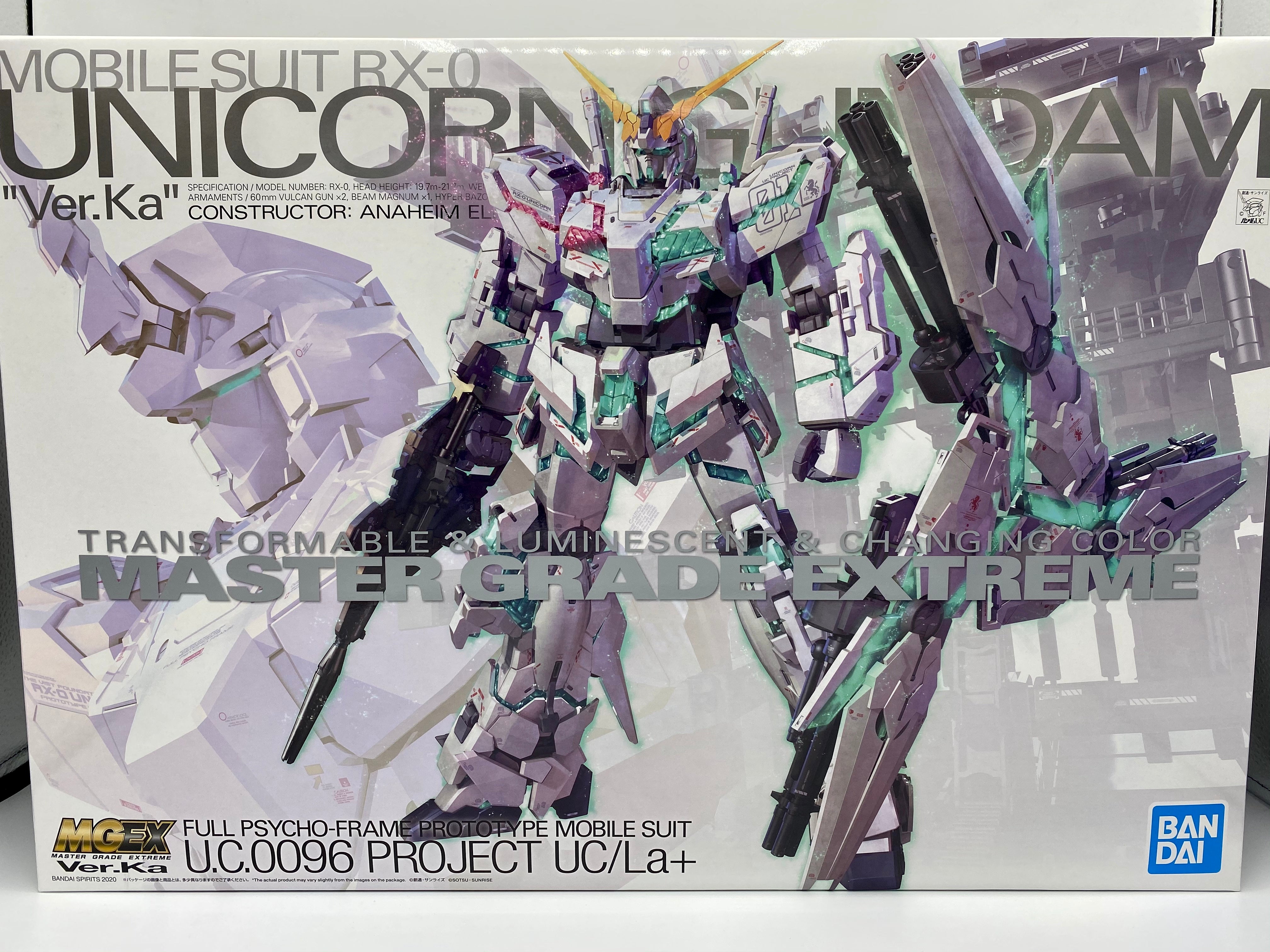 Master Grade Extreme GUNDAM UNICORN VER KA 1/100 Model Kit