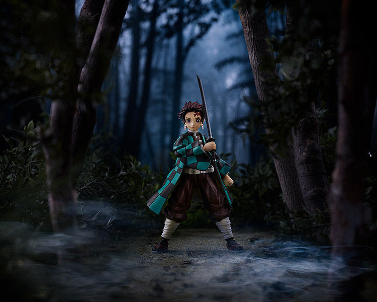 Demon Slayer: Kimetsu no Yaiba Figma Tanjiro Kamado