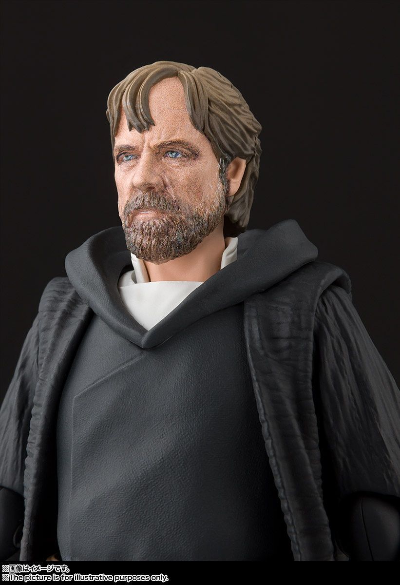 Star Wars (THE LAST JEDI) LUKE SKYWALKER BATTLE OF CRAIT VER. SH Figuarts