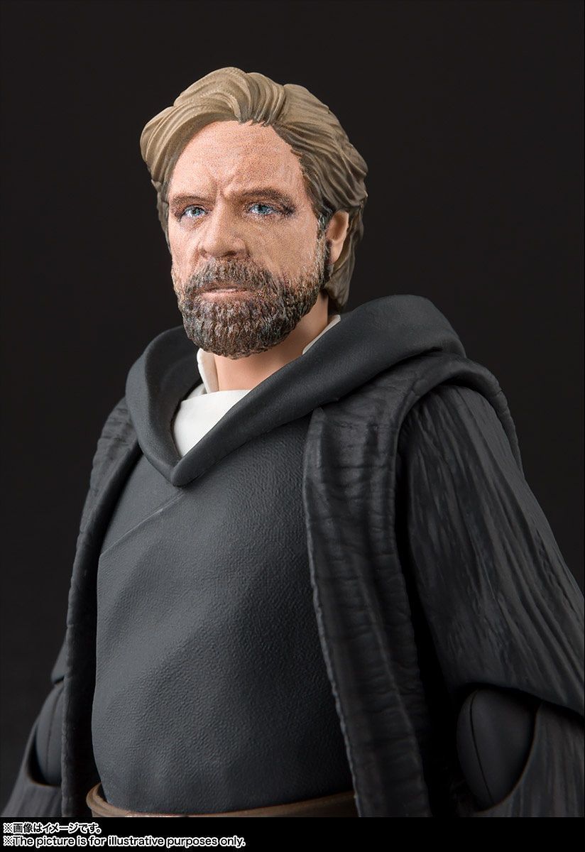 Star Wars (THE LAST JEDI) LUKE SKYWALKER BATTLE OF CRAIT VER. SH Figuarts