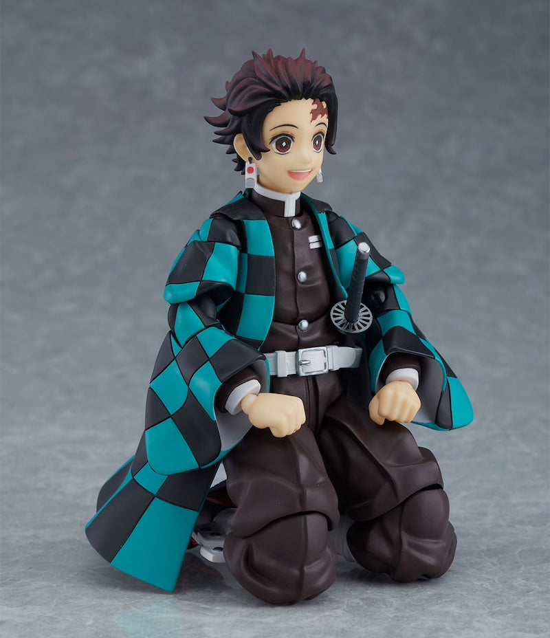 Demon Slayer: Kimetsu no Yaiba Figma Tanjiro Kamado DX Edition