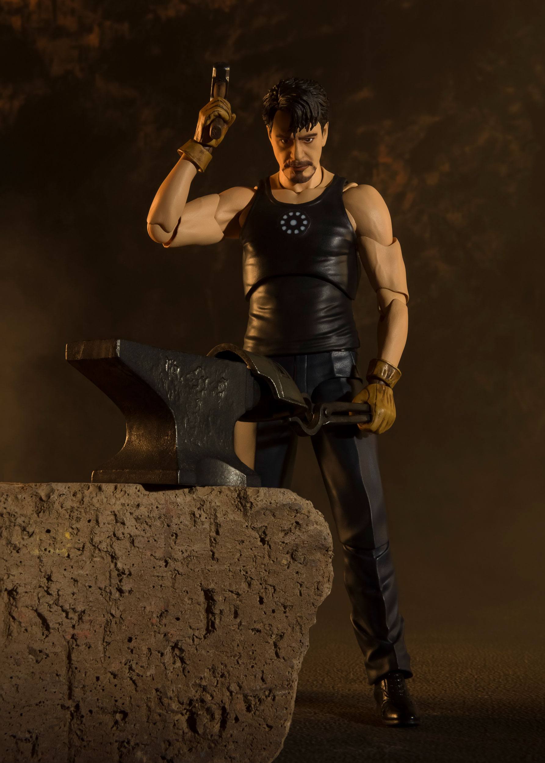 Iron Man SH Figuarts Tony Stark