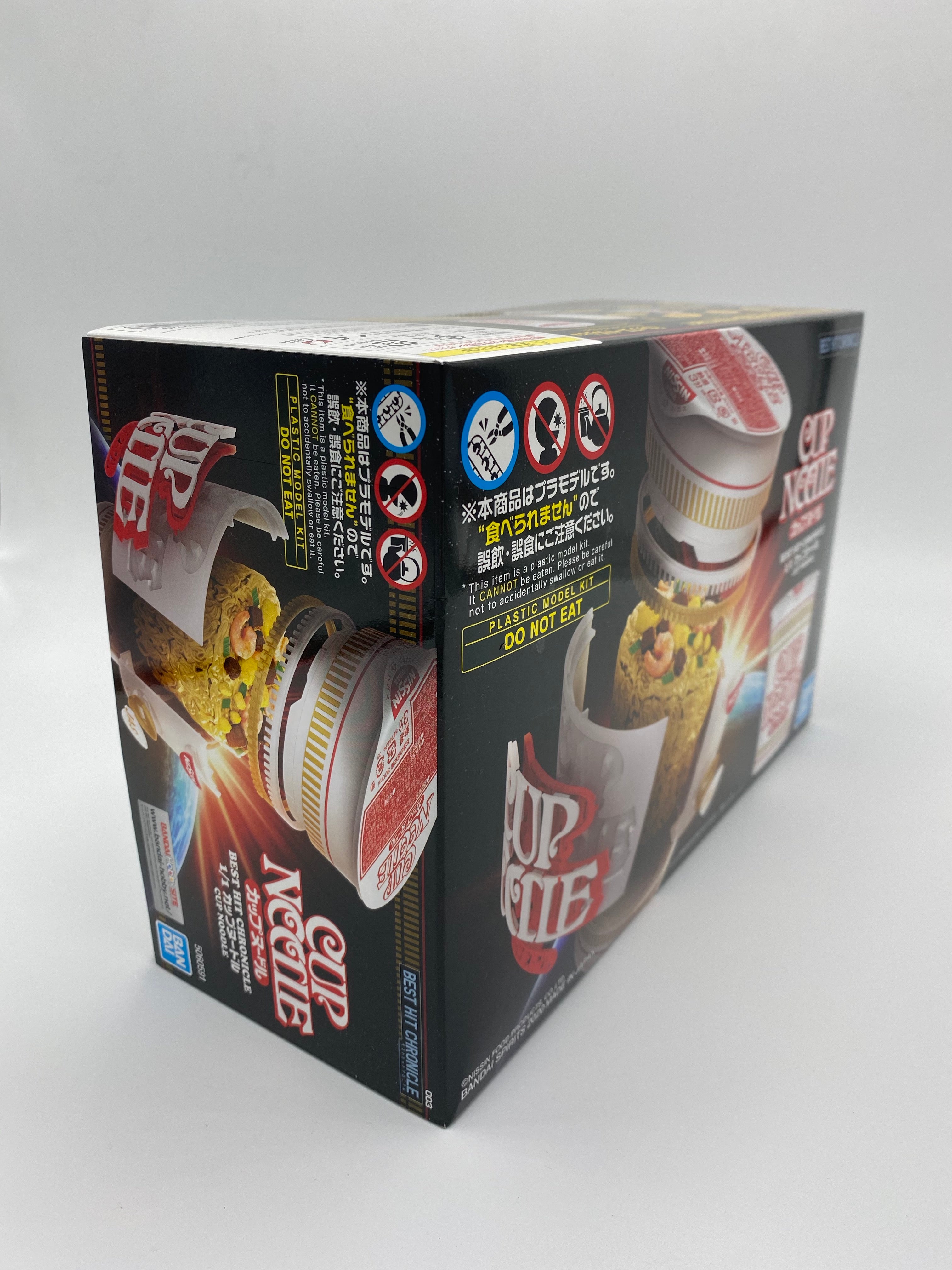 *DAMAGED BOX* Bandai Model Kit 1/1 Cup of Noodles