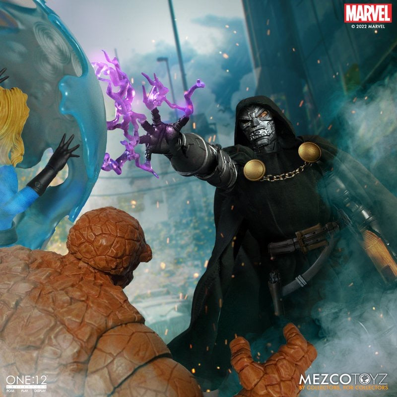 MEZCO ONE:12 COLLECTIVE Doctor Doom
