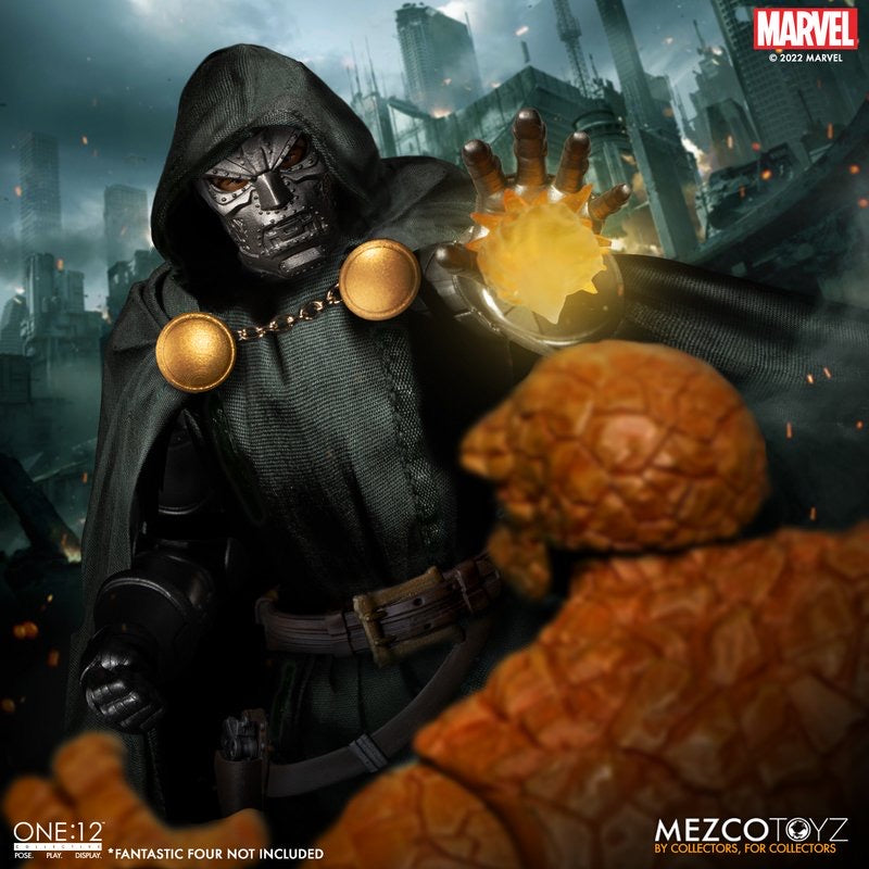 MEZCO ONE:12 COLLECTIVE Doctor Doom