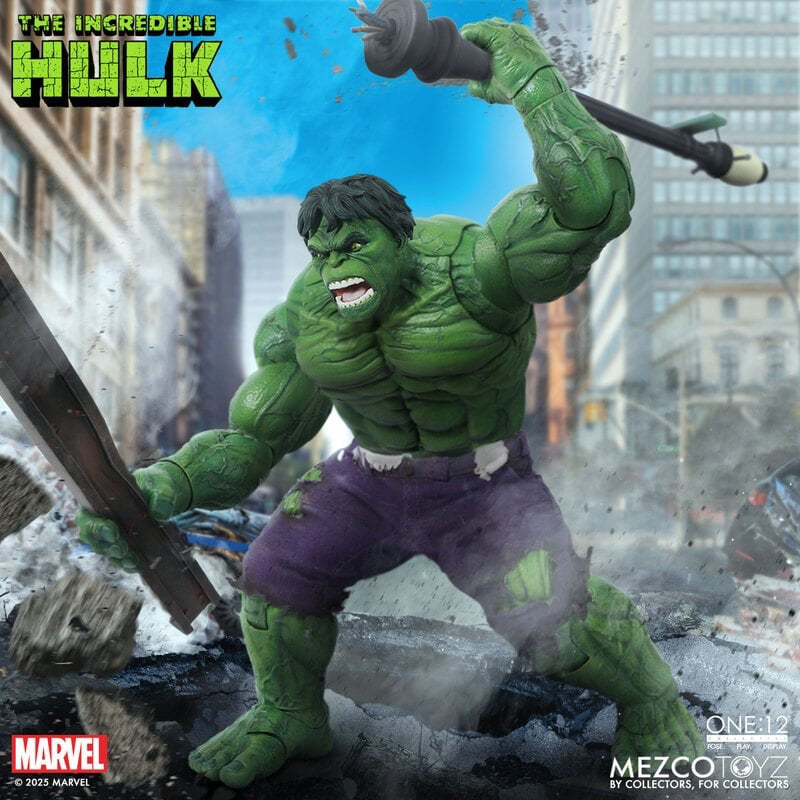 MEZCO ONE:12 COLLECTIVE The Incredible Hulk Action Figure