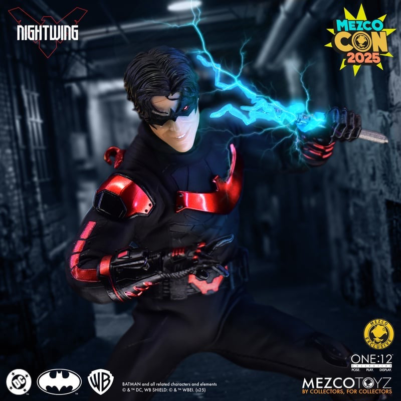 *PRE ORDER* MEZCO ONE:12 COLLECTIVE NIGHTWING NEW 52 EDITION SDCC EXCLUSIVE (ETA NOVEMBER)