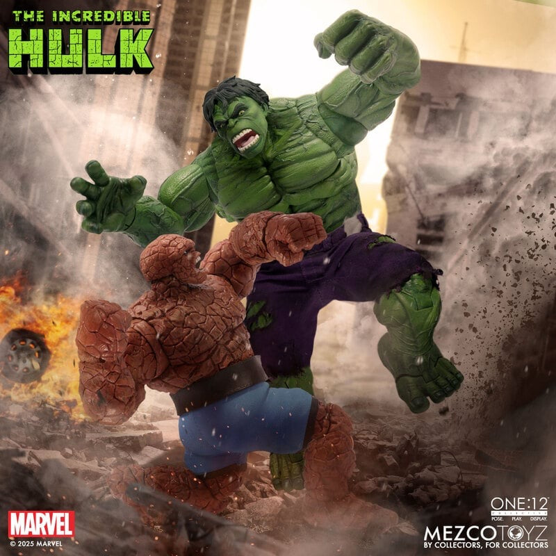 MEZCO ONE:12 COLLECTIVE The Incredible Hulk Action Figure