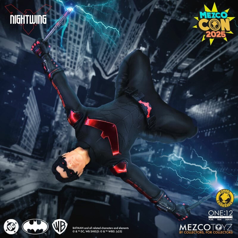 *PRE ORDER* MEZCO ONE:12 COLLECTIVE NIGHTWING NEW 52 EDITION SDCC EXCLUSIVE (ETA NOVEMBER)