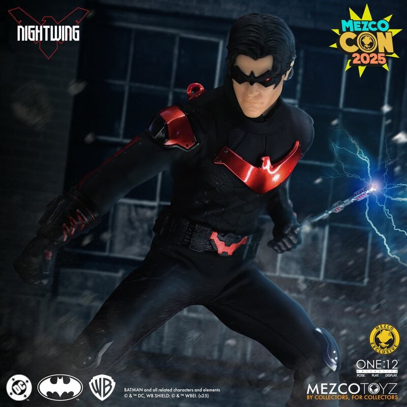 *PRE ORDER* MEZCO ONE:12 COLLECTIVE NIGHTWING NEW 52 EDITION SDCC EXCLUSIVE (ETA NOVEMBER)