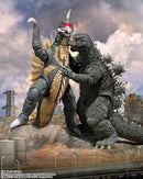 Godzilla vs. Gigan SH MonsterArts Action Figure Godzilla 1972