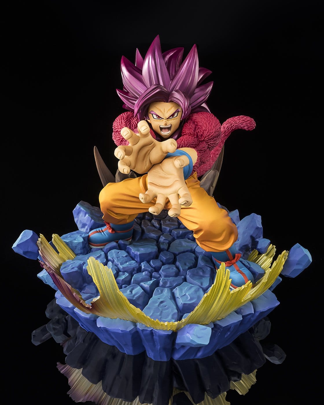 *PRE ORDER* Bandai Dragon Ball Daima Figuarts ZERO [EXTRA BATTLE] SUPER SAIYAN 4 SON GOKU (ETA OCTOBER)