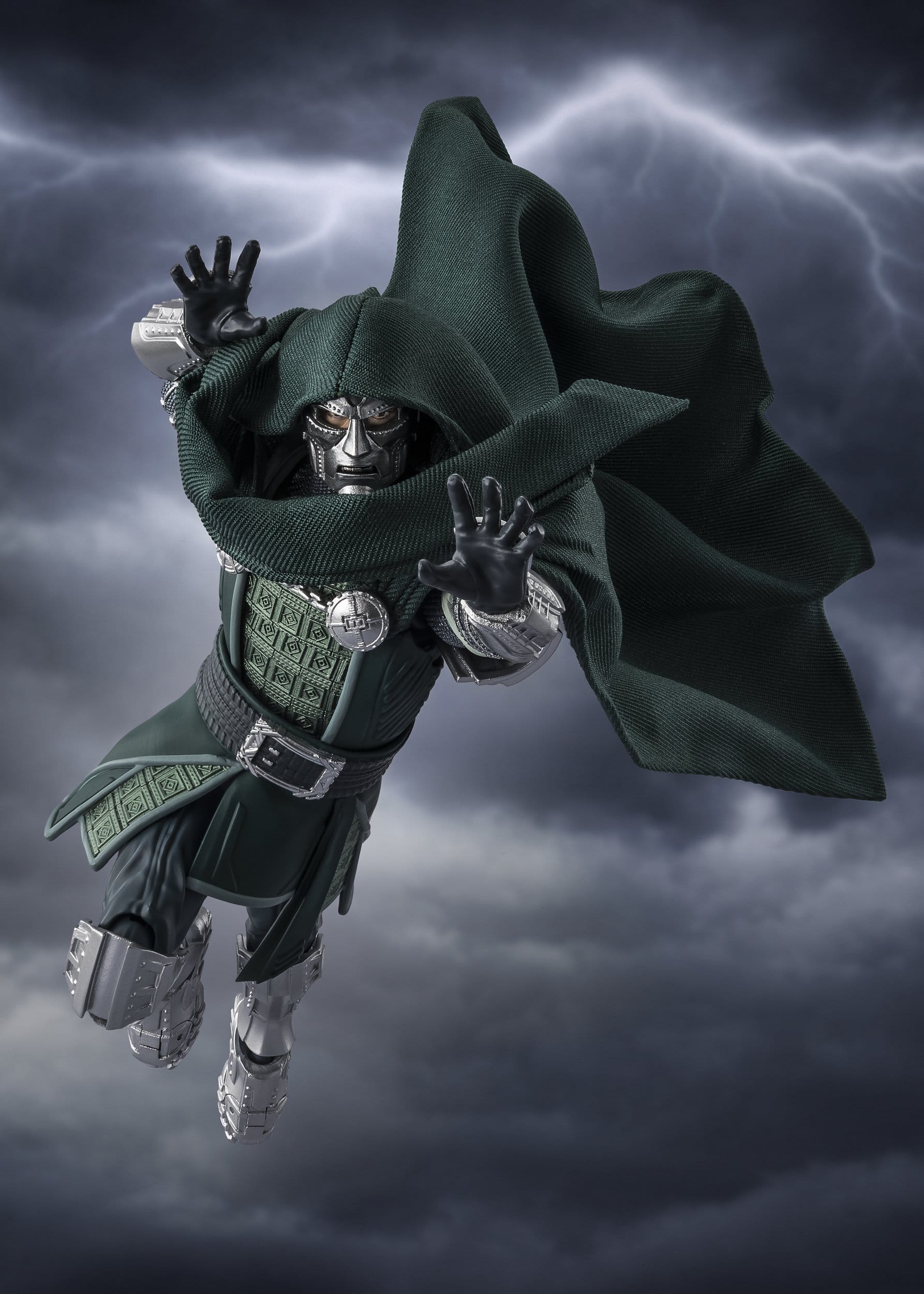Marvel SH Figuarts Action Figure Doctor Doom (Avengers: Doomsday)