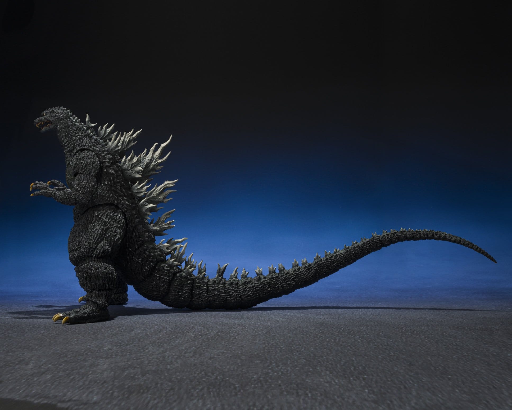 Godzilla 2003 SH MonsterArts Action Figure Godzilla